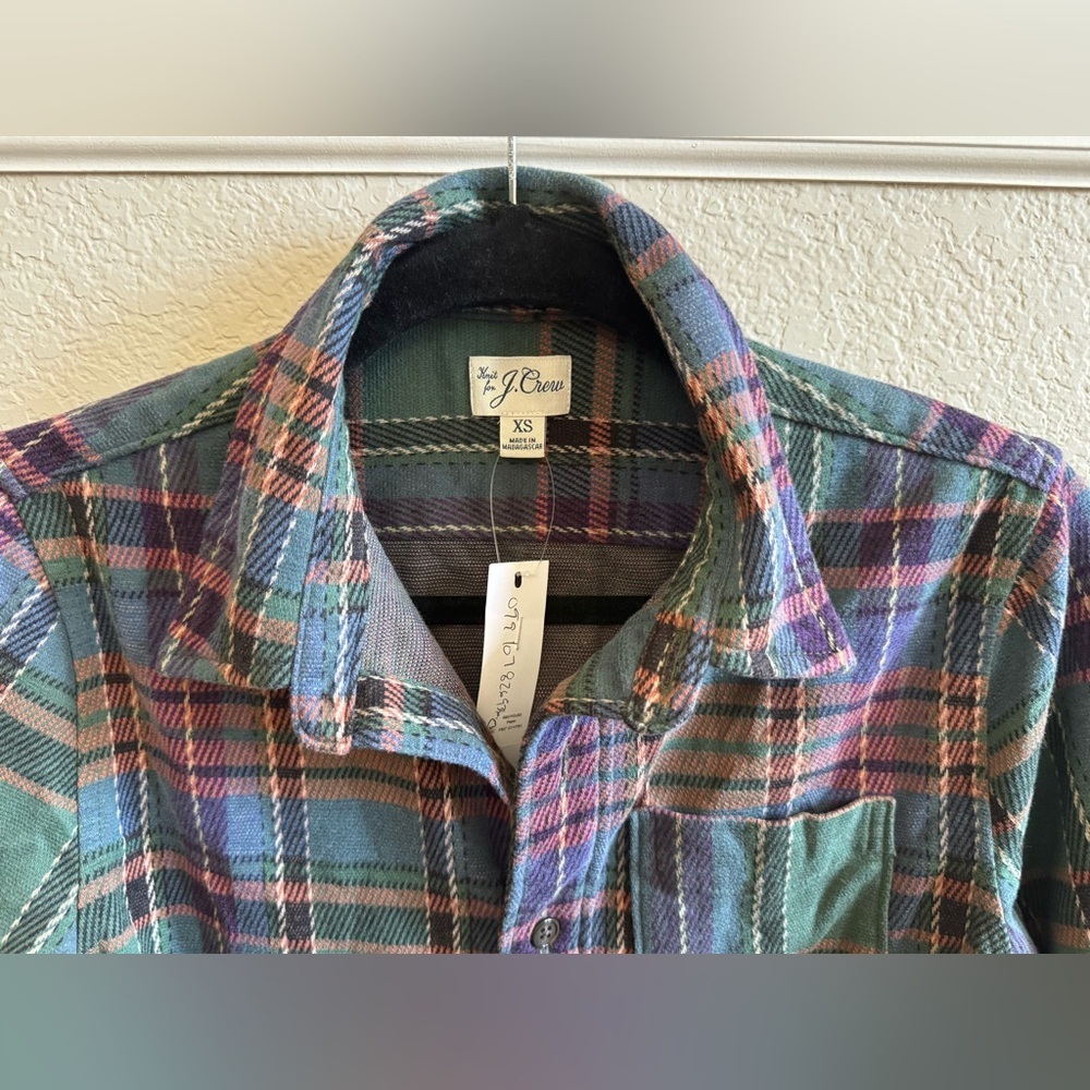 NWT J.Crew Lightweight Seaboard Soft-Knit Shirt Men's Size XS - Picture 3 of 4